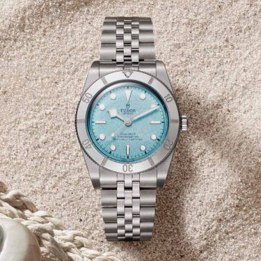 Tudor Black Bay 54 «Lagoon Blue»: Новый взгляд на любимую модель