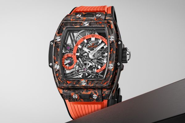 Новинка: часы Hublot Spirit of Big Bang Tourbillon 5-Day Power Reserve Carbon Orange