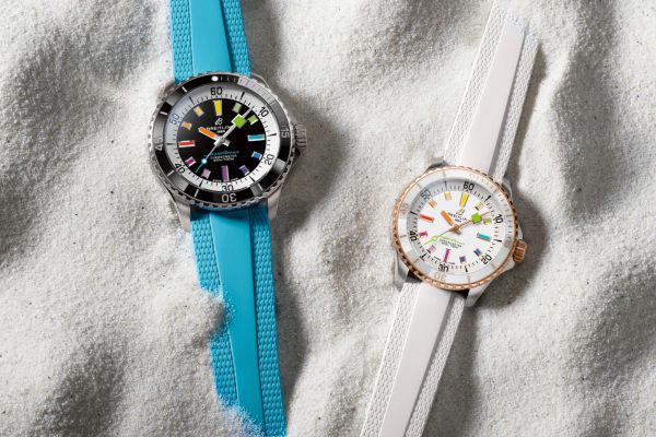 Новая коллекция: часы Breitling Superocean Automatic 42 и 36 с радужным циферблатом