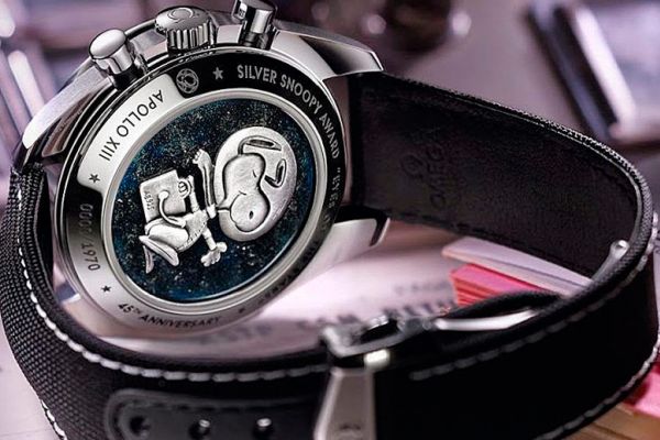 Omega Speedmaster Silver Snoopy — бесценный щеночек