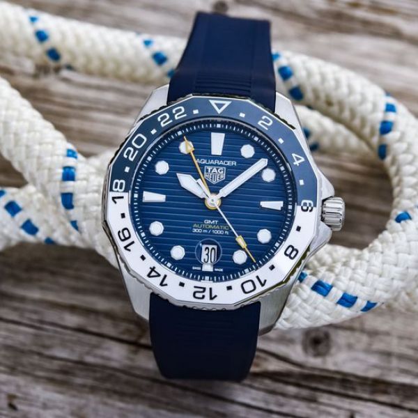 Новий TAG Heuer Aquaracer Professional 300 GMT