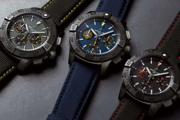 Новинка: часы Breitling Avenger US Naval Editions