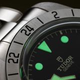 Black Bay Pro (2048) small